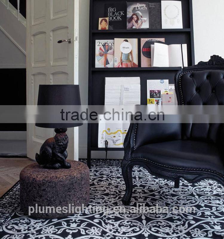 Replica Moooi Black/ White Rabbit Resin Table lamp PLT8090