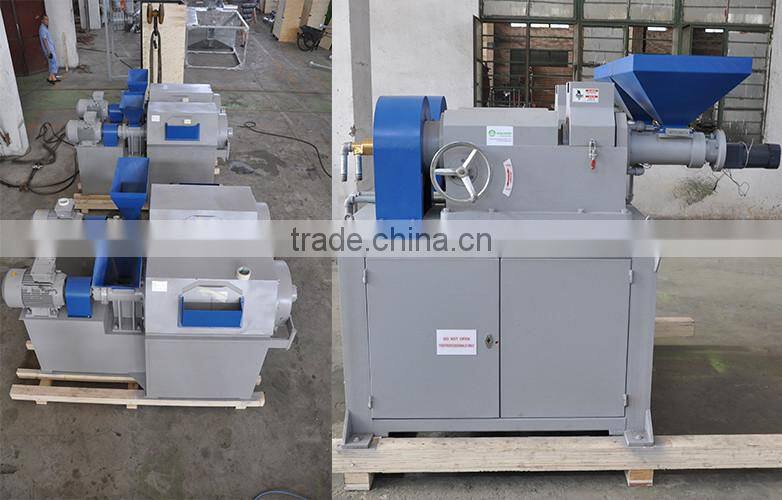 Waste Crusher Rrecycled tire rubber buckets Granules