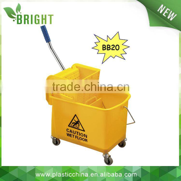20LT BB20 Single plastic cleaning mop wringer bucket with divider and wheels