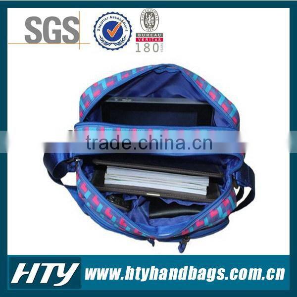 Fashionable discount children's school satchel