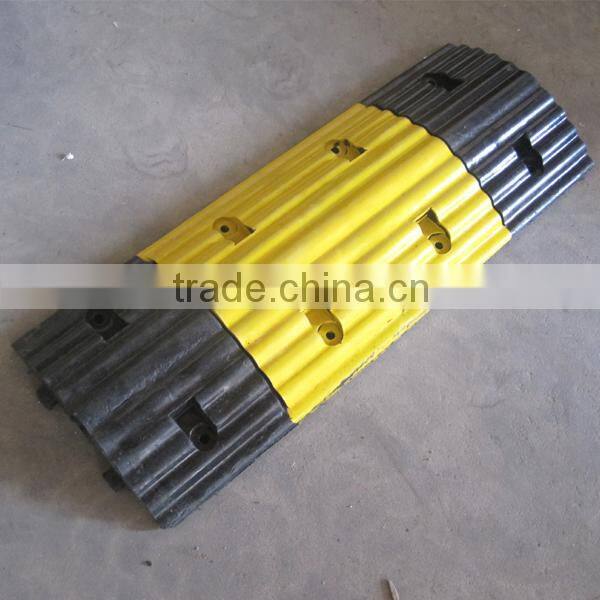High quality yellow and black road bump