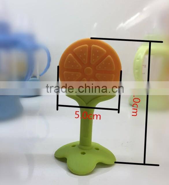 2016 New Arrival cute design silicone baby fruit teether