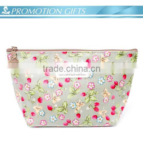 Top quality brand exclusive cosmetic bag