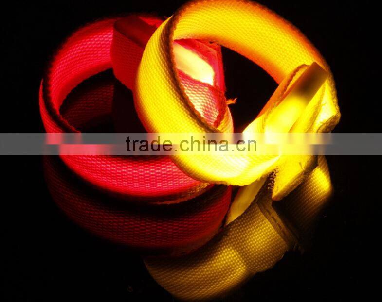 Yiwu Wholesale Low Price Profitional Gift Colorful Fashion Customized Nylon LED Flash Wristband
