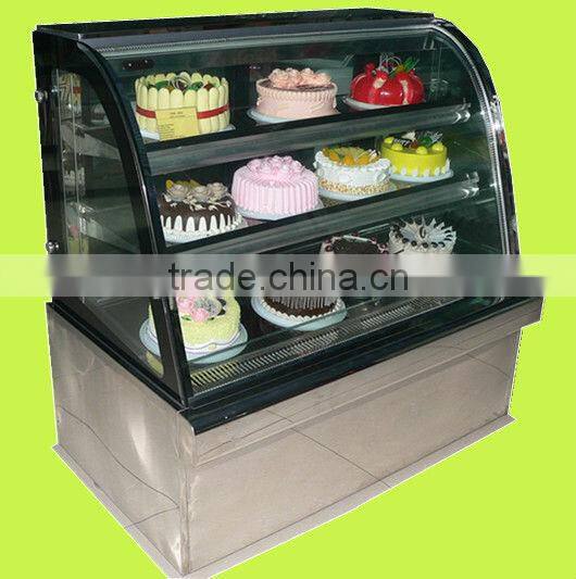Refrigerated cake displaying showcase refrigerator