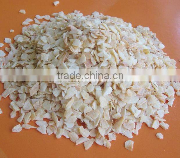 the newest hot sell garlic granules 8-16 mesh in China
