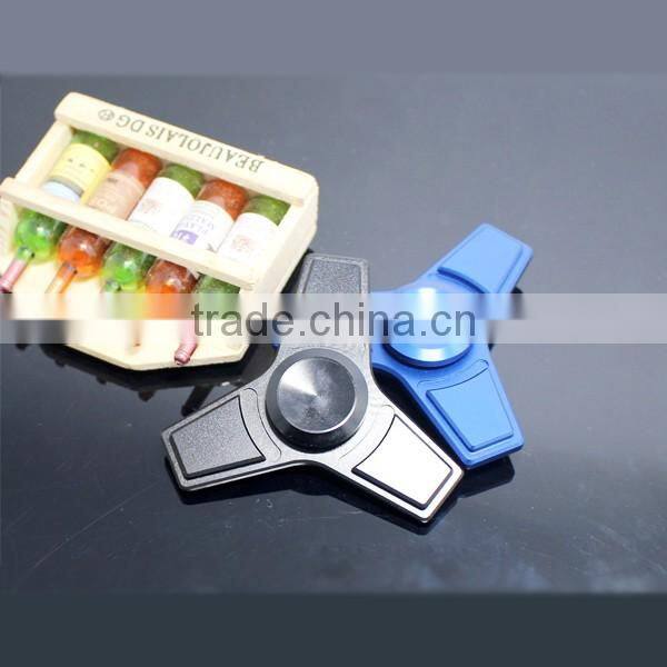 Hot Quality Pressure Relief Spinner American Fidget Spinner Fingertips Triangle Gyro Hand Spinner