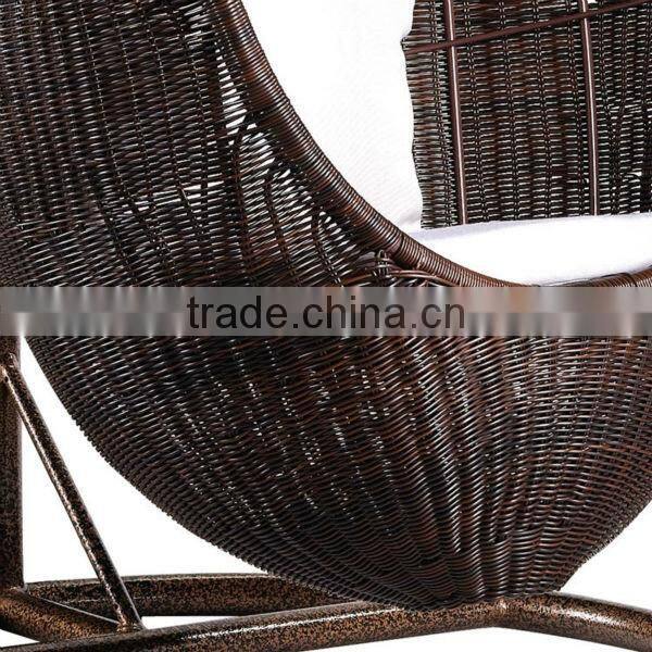 2014 stylish rattan swing hanging chair