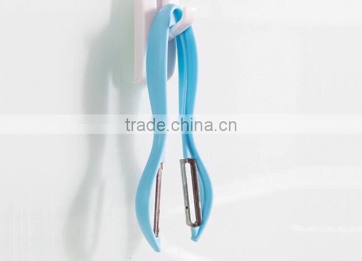 Wholesale Stock Colorful Hanging Double Fruit Vegetable Peelers