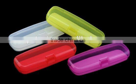 plastic glasses box