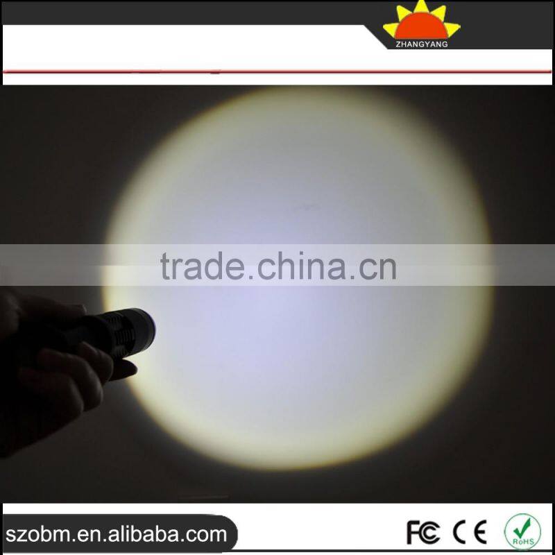 Hot sales Tactical flashlight ,XM-L T6 1000 lm Led flashlight ,Zoomable Flashlight