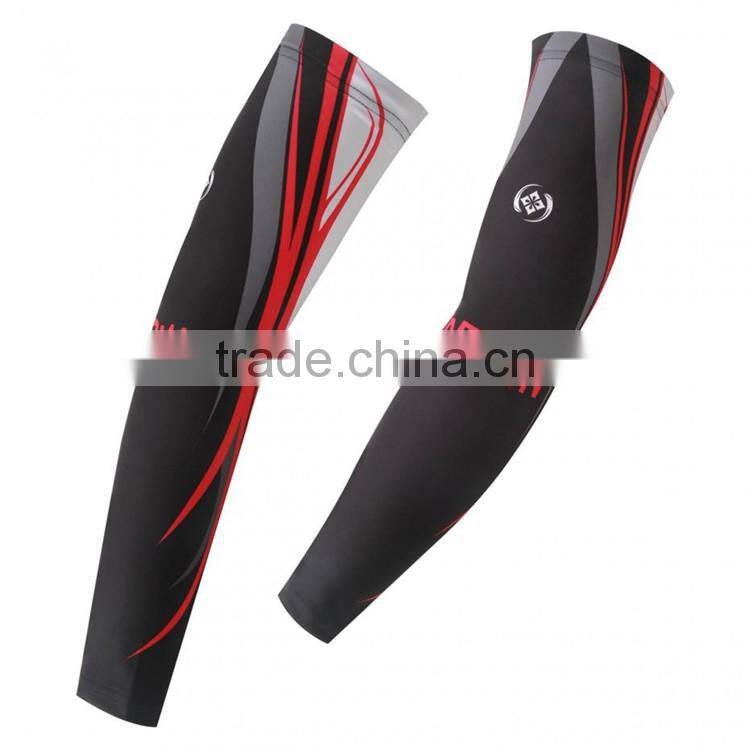 Skintight arm sleeves for kids compression sportswear