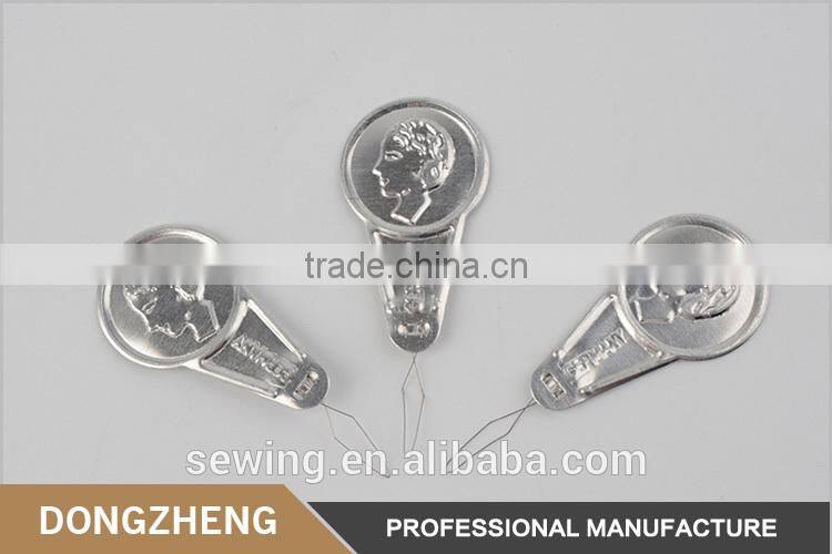 Hot selling silver tone pattern carved bow wire easy needle threader
