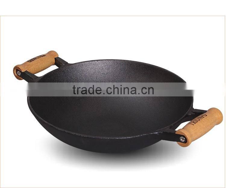 High Quality Chinese double handle cast iron wok/pan non-stick cookware set