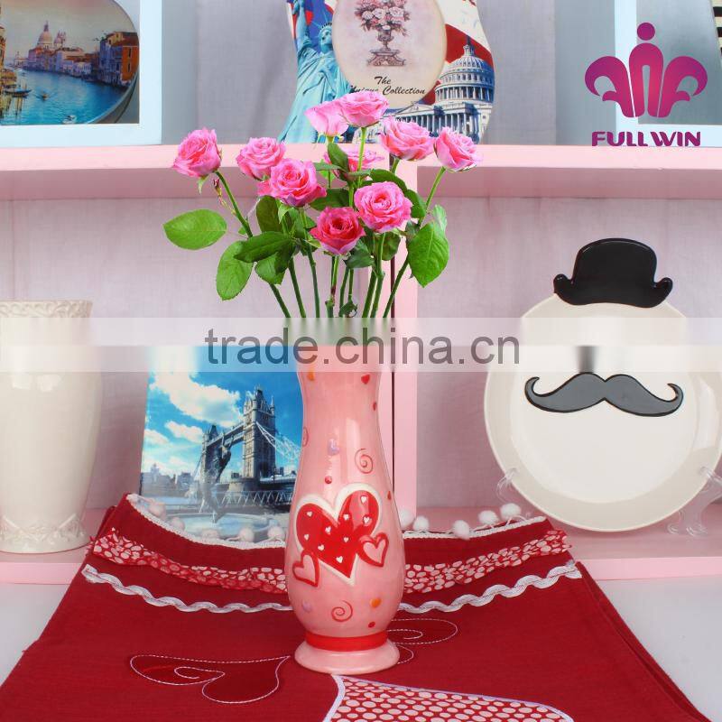 Full Win decorative high quality ceramic flower vase with heart design