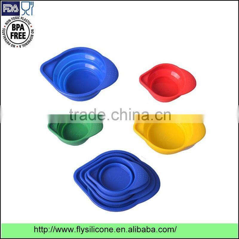 Hot sale on amazon customized logo 4 pcs premium silicone measuring cups set