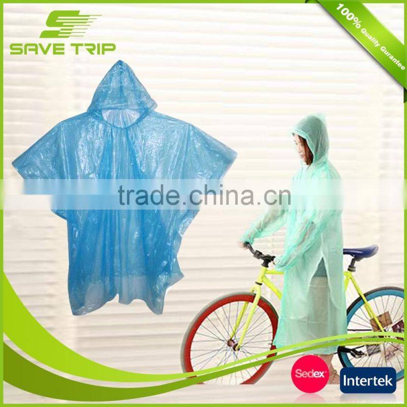 Promotional disposable emergency PE disposable plastic rain coat poncho in ball