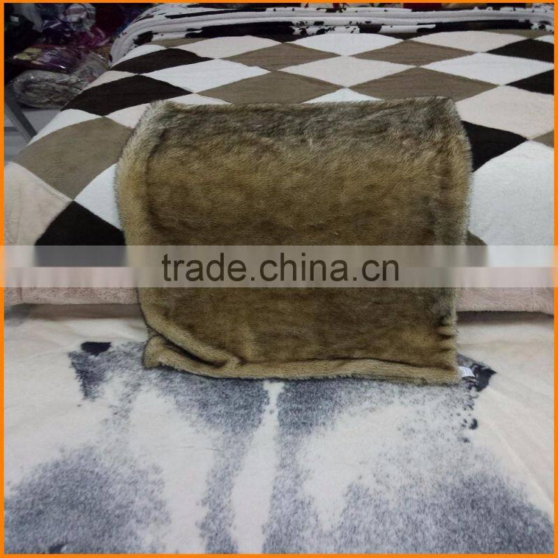 Faux Fur Throw Blanket - Rugs Two Tone Spiked Beige on Brown