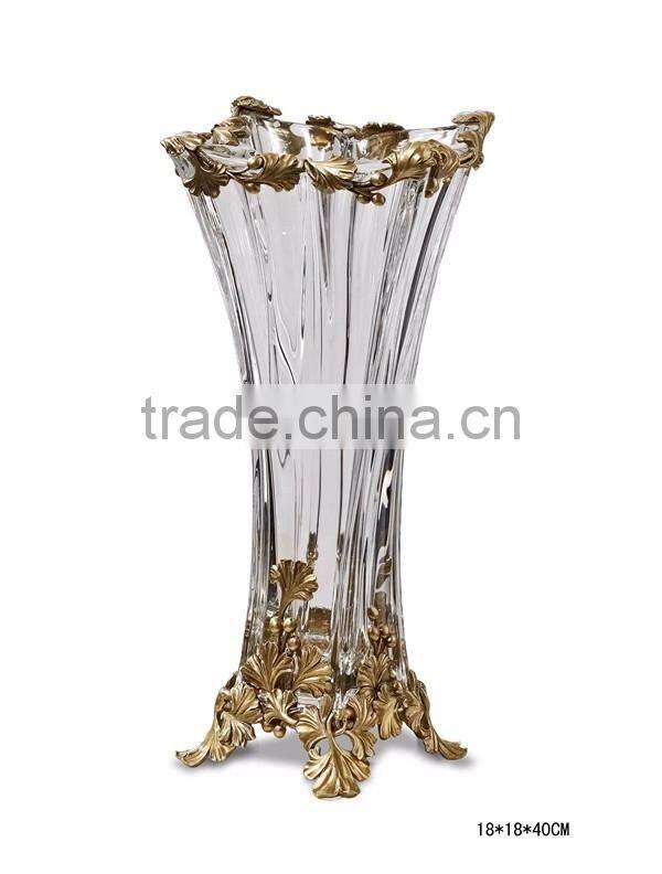 Unique Crystal Flower Vase Inlaid Bronze Casting Conch & Flower Vine Edge, Home Decorative Crystal Vase With Gilt Bronz Base
