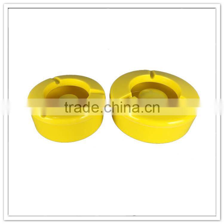 13cm outdoor promotional round yellow light portable ashtray