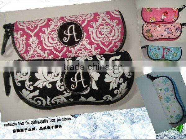 sun smarties neoprene sunglasses case