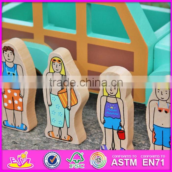 2017 New products funny dog and four people wooden car for kids W04A314