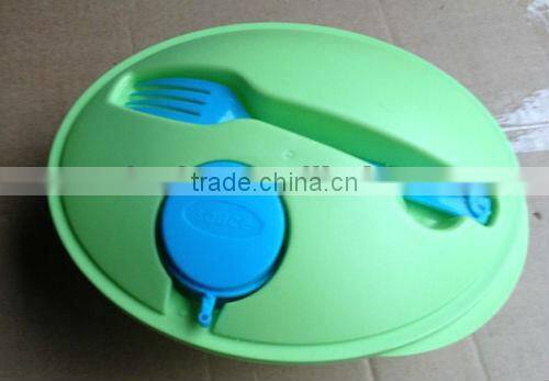 plastic round salad bowl