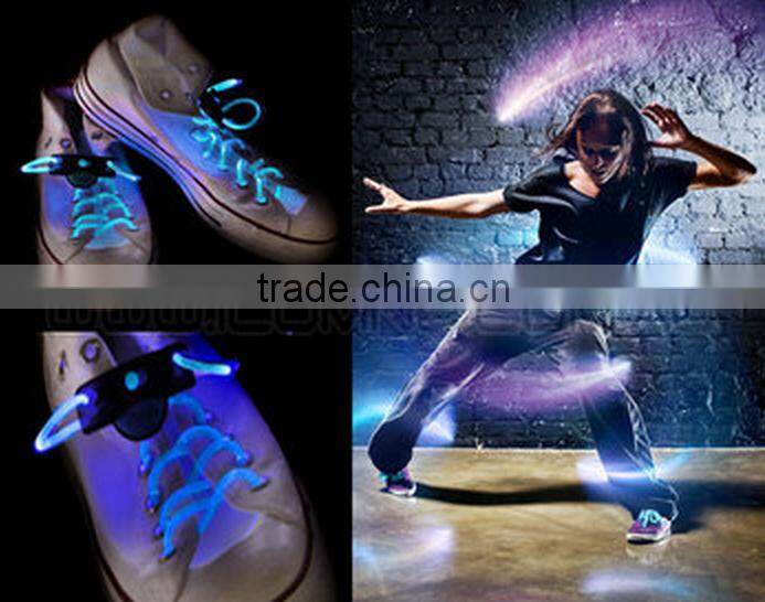 alibaba low cost lighted sneakers ,sneakers with led light for adults and kids, light up platform sneakers with led shoes