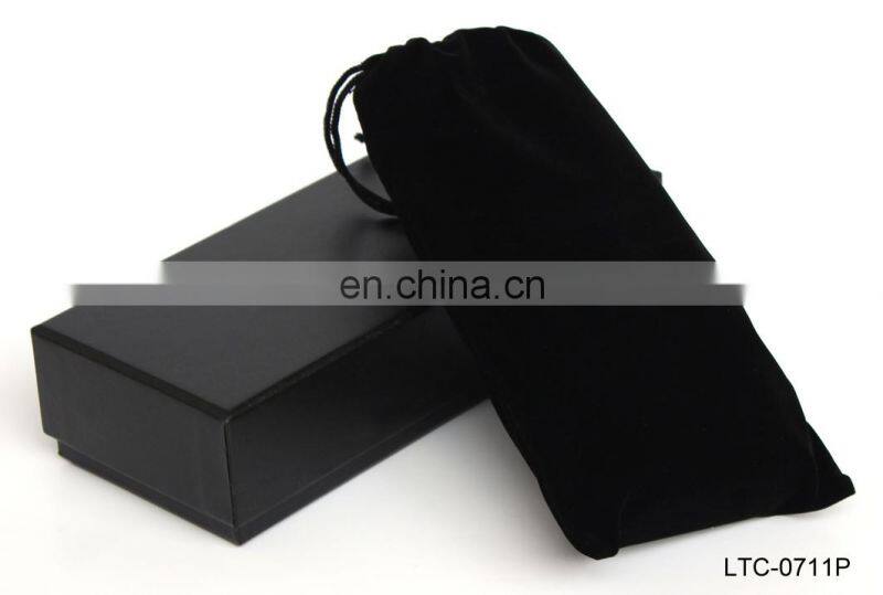 Travel leather cigar case with cutter leather cigar case stainless steel bottom and lid