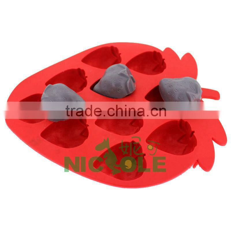 2013 zibo nicole new BC0002 silicone and plastic pineapple ice tray mold ice cube molds