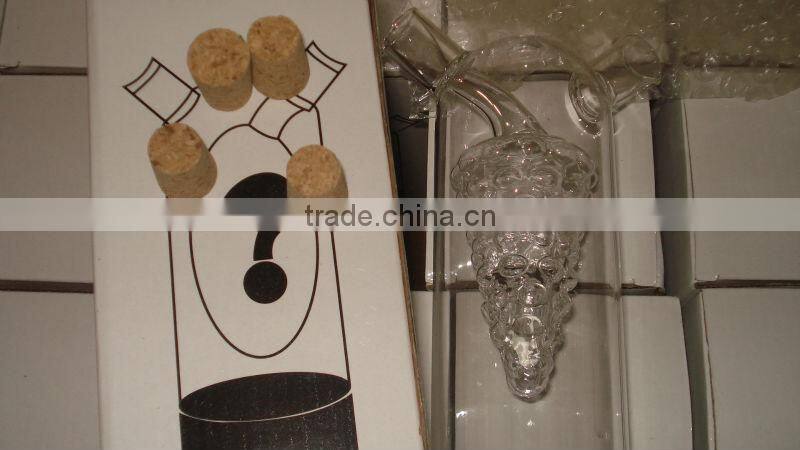 exquisite workmanship transparent glass oil and vinegar bottle