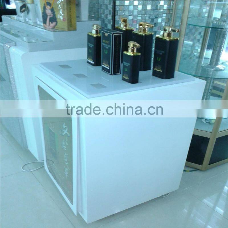 White baking finished small wooden showcase