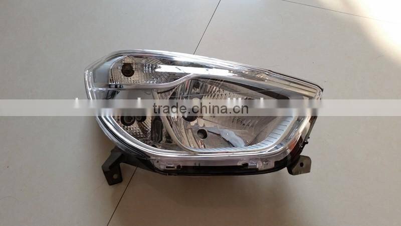 dacia dokker 2012 head lamp 260605913R / 260105000R