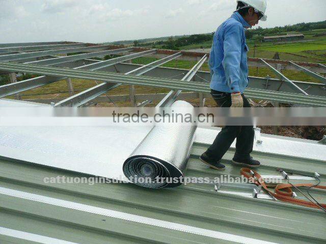 Aluminum foil air bubble insulation for container liner and pallet cover