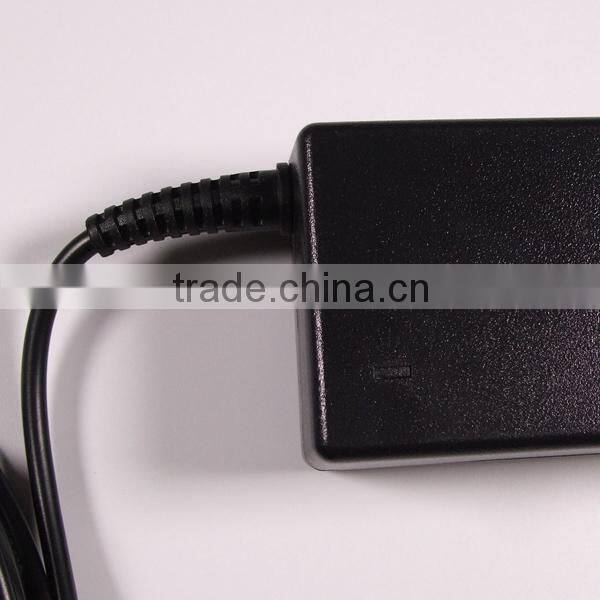 high quality 19v 4.74a 5.5*2.5mm 90w laptop power adapter for fujitsu