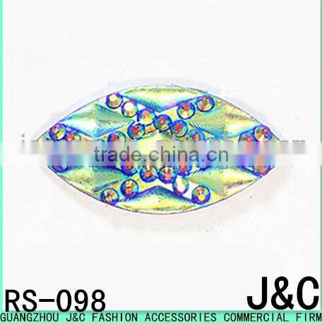 16*31Crushed effect horse eye resin stone