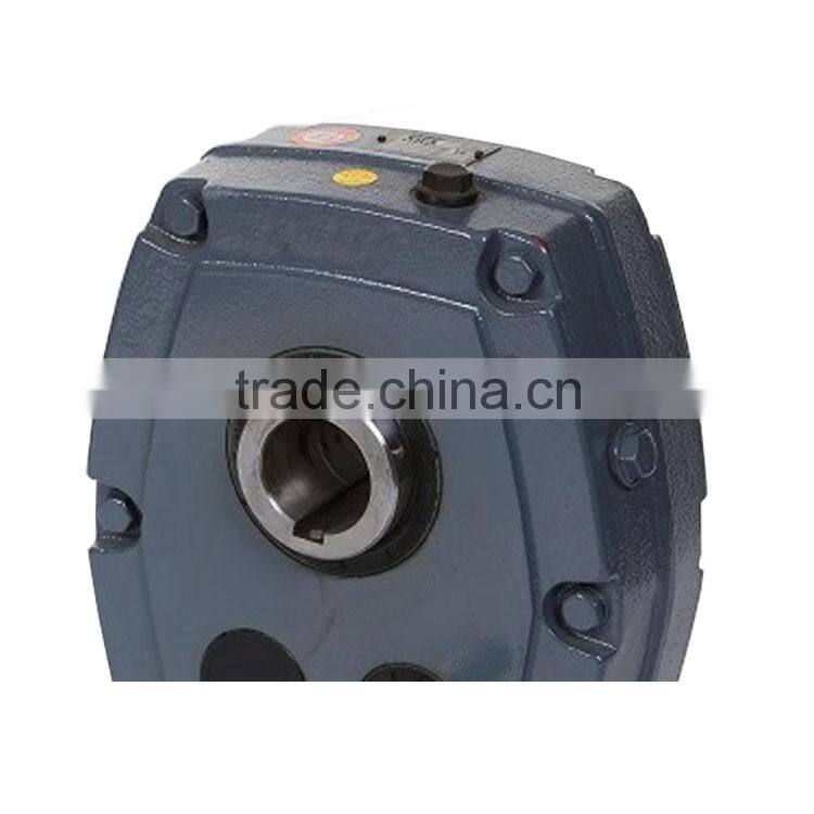 Engineering machinery two-stage drive gearbox for conveyor