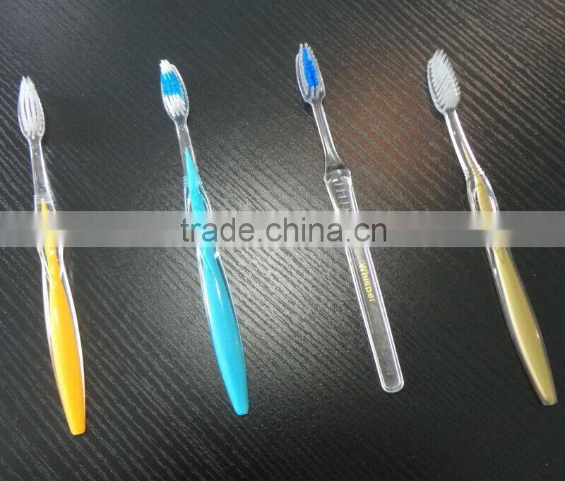 Wholesale pp material travel disposable toothbrush with cap for hotel