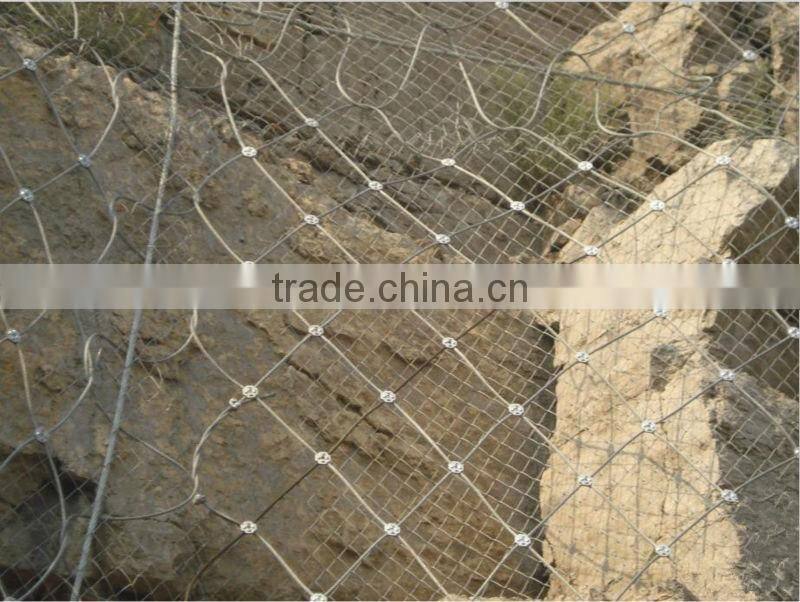 Hot-dipped Galvanized wire rope mesh/SNS protective mesh