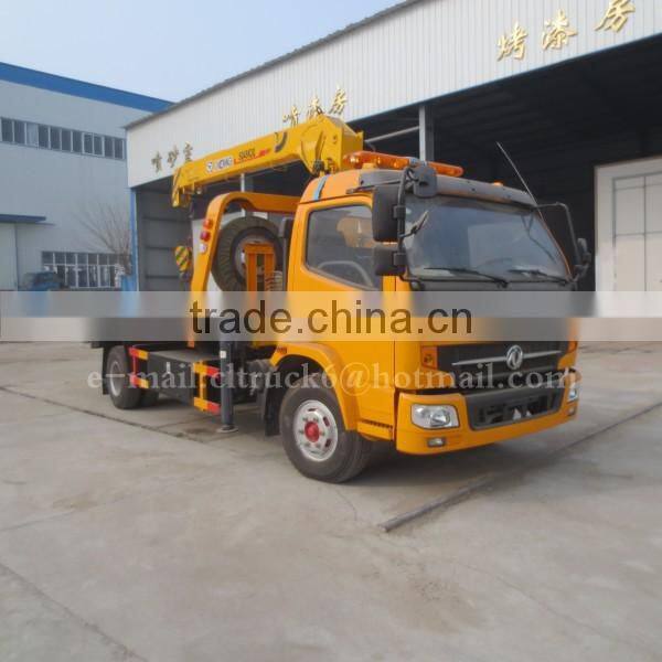 DONGFENG CABSTAR 4*2 Flatbed Wrecker with crane 4 ton