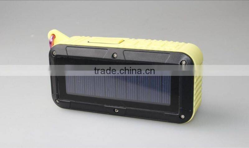 Factory Direct Outdoor Hook Style Waterproof Solar Recharheable Wireless Bluetooth Speaker