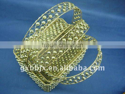 Rectangle gold wire decorative with pearl storage basket