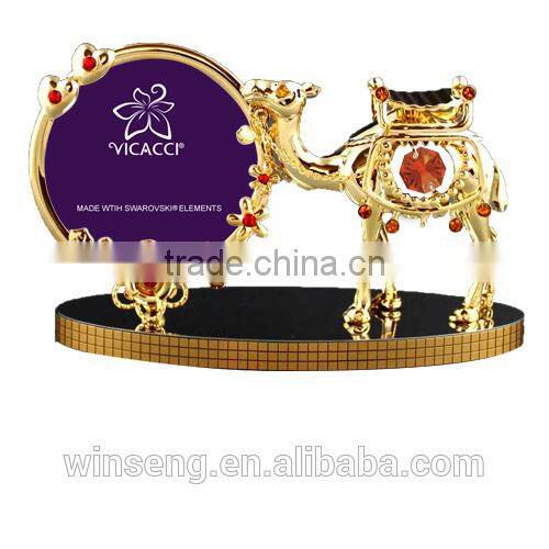 Fashionable 24K gold plated Rose Round photo frame with camel decoration