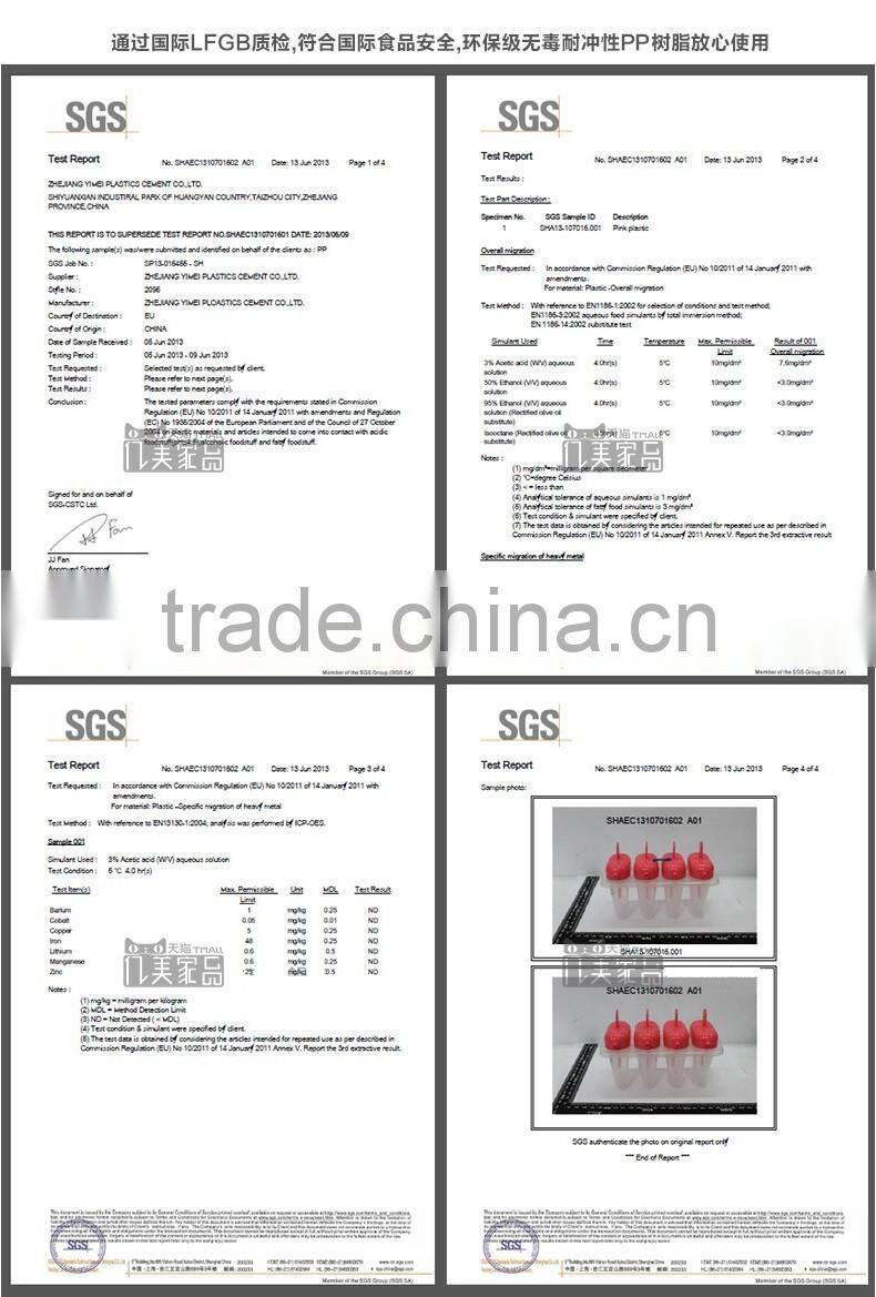 Plastic home use ice cube trays
