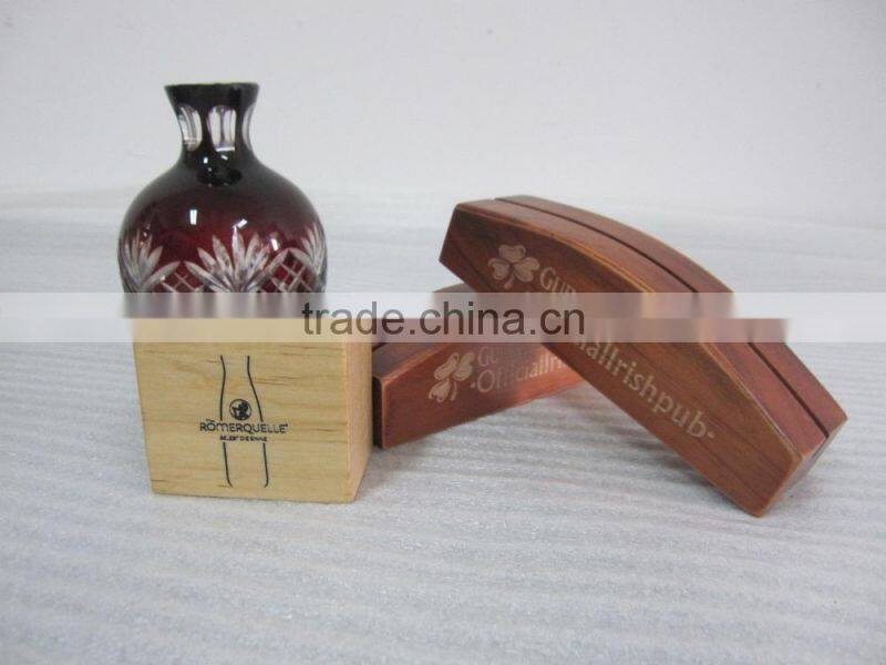 wholesale new style natural wooden menu card holder