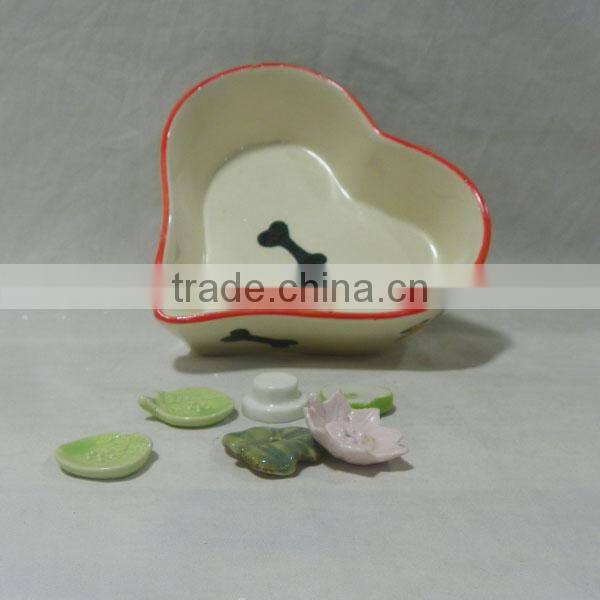 Ceramic Dog Bowl in Heart Shape
