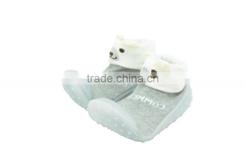 2015 New Desgins rubber outsole baby sock shoe