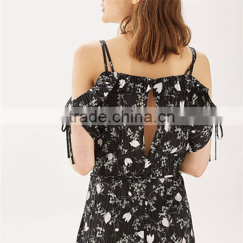 2017 spring polyester off-shouldert black print romper womens