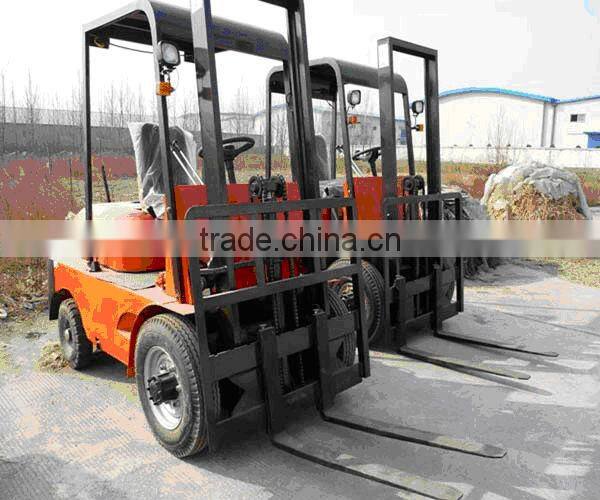 QT8-15 concrete block making machine