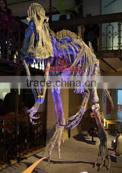 Dinosaur Skeleton Replica Of Cryolophosaurus